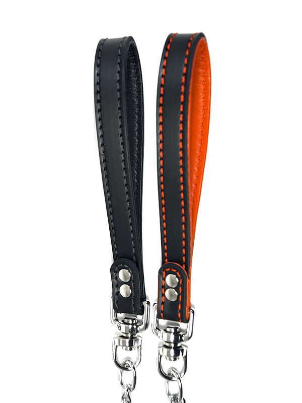 6Whips 3' Chain Leash Detail - Come As You Are