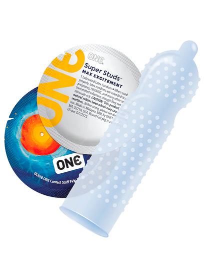 One Super Studs Latex Condom Detail